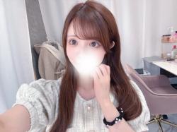 Hitomi